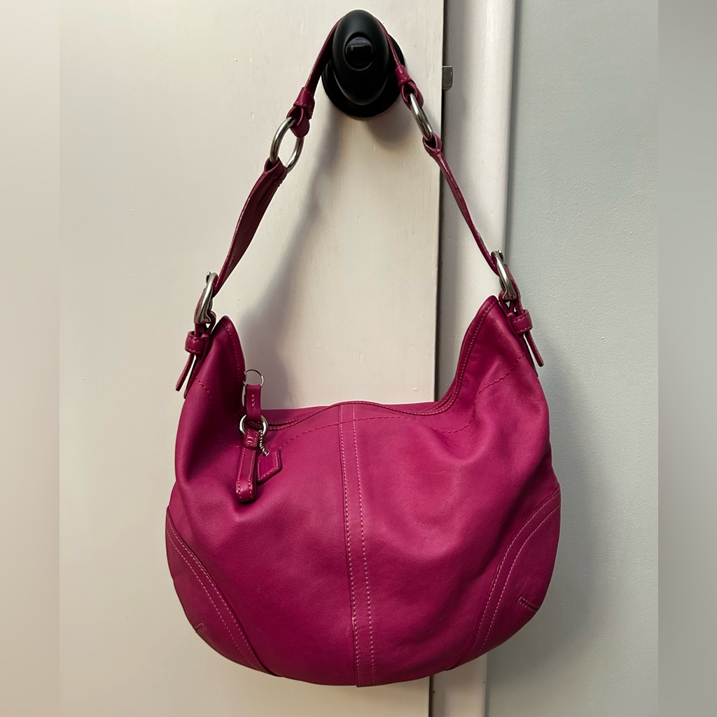 Vintage Coach Hobo Soho Bag In Raspberry Fucshia Leather Euc